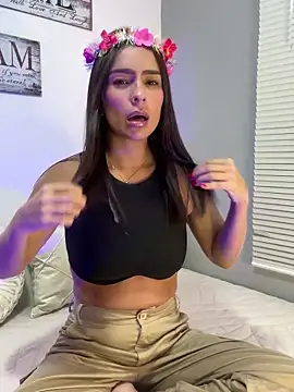 Mau White online show from January 2025 12:53:02 AM