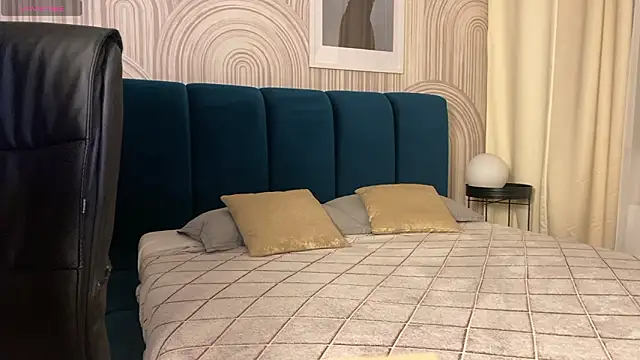 viviann evans online show from February 2026 01:57:02 AM