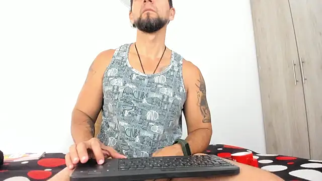 JULESLAKES online show from December 2025 11:47:01 AM