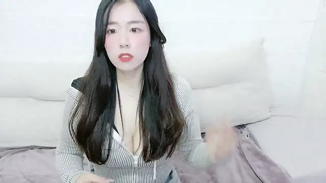 Arisa   online show from January 2025 02:25:01 AM