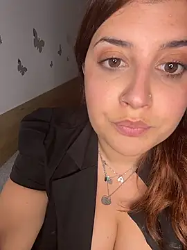 Novababy18 online show from April 2026 09:39:33 PM