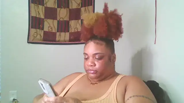 Snapshot of NaughtyHottieBBW chatting on May 2026 06:02:01 PM NaughtyHottieBBW online show from May 2026 06:02:01 PM