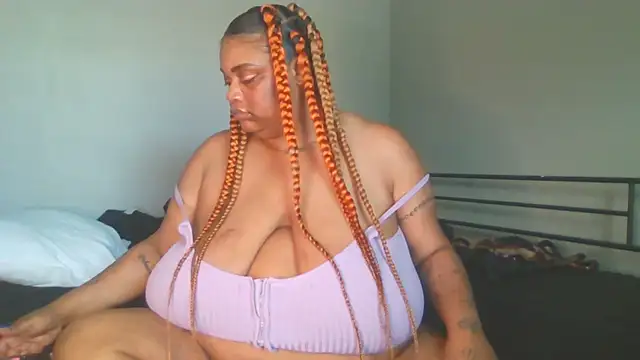 Snapshot of NaughtyHottieBBW chatting on June 2026 08:42:01 PM NaughtyHottieBBW online show from June 2026 08:42:01 PM