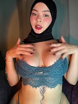 aneesa darzi online show from October 2025 11:05:01 PM