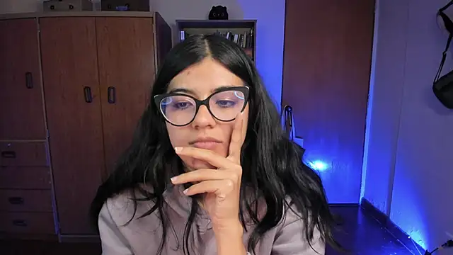 valerie  skyy online show from January 2025 04:48:02 AM