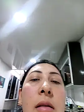 my-kitty online show from October 2025 10:21:02 PM