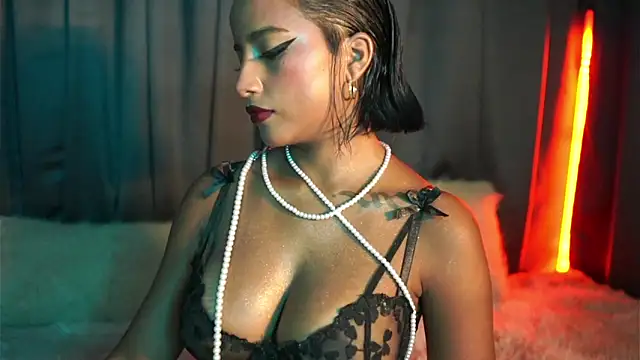 JulietaWinona online show from February 2026 09:27:01 PM