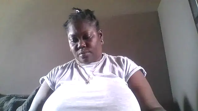 Snapshot of XgeileKutje chatting on May 2026 03:09:02 PM XgeileKutje online show from May 2026 03:09:02 PM