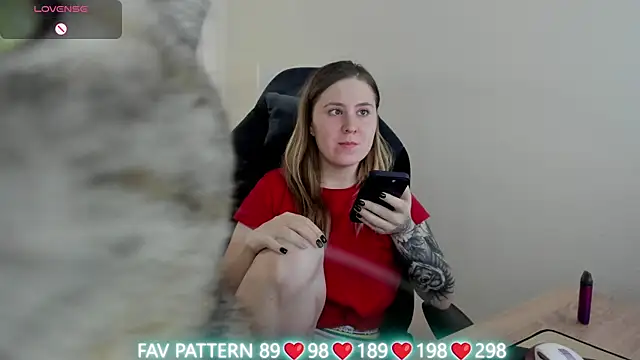 Olivia Munk online show from March 2025 07:04:02 AM