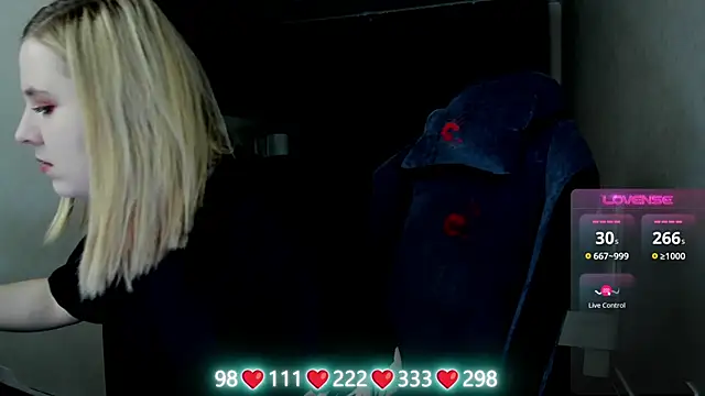 Olivia Munk online show from May 2026 04:29:02 AM