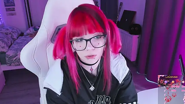 Yumi Youkai online show from October 2025 09:32:01 AM