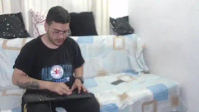 luxury sex 17 online show from April 2026 10:45:01 PM