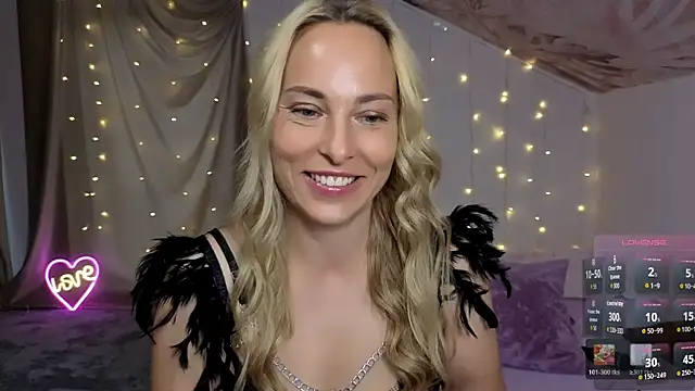 Snapshot of AdeleLady chatting on July 2026 07:07:01 AM AdeleLady online show from July 2026 07:07:01 AM