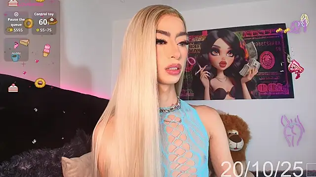 NahiaFox online show from October 2025 01:22:02 PM