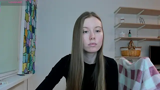 Peggy Beauty online show from December 2025 12:45:01 PM