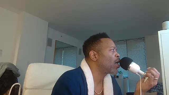 Snapshot of theblacklordmaster chatting on February 2025 01:10:02 PM theblacklordmaster online show from February 2025 01:10:02 PM