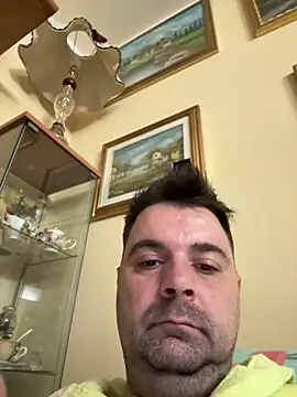 Snapshot of h4cAlex chatting on December 2024 04:42:01 PM h4cAlex online show from December 2024 04:42:01 PM