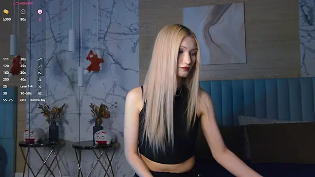 CarolReeves online show from October 2025 05:54:02 AM