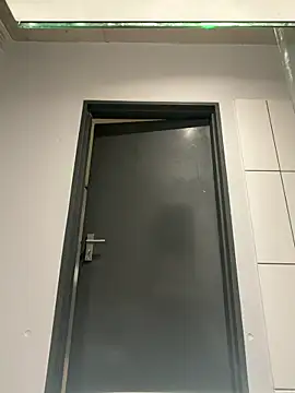Neelo-Smith online show from May 2026 04:54:02 AM