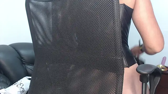 camilleDiaz16 online show from January 2026 08:55:01 PM