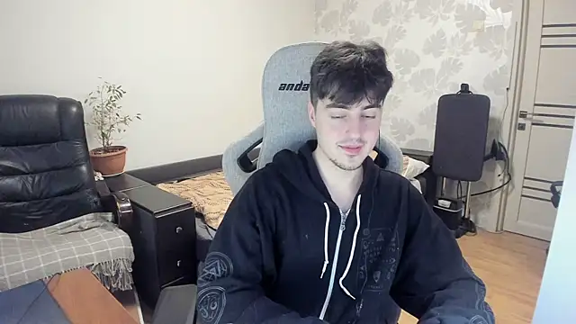 Snapshot of Knuckles17 chatting on November 2025 10:37:02 AM Knuckles17 online show from November 2025 10:37:02 AM