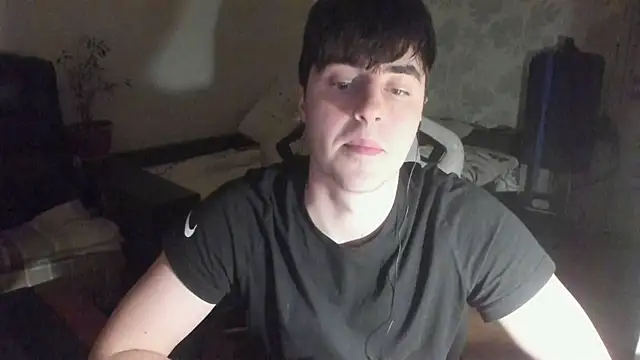 Snapshot of Knuckles17 chatting on December 2025 12:51:01 AM Knuckles17 online show from December 2025 12:51:01 AM