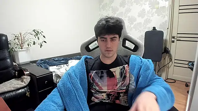 Snapshot of Knuckles17 chatting on February 2026 08:27:01 PM Knuckles17 online show from February 2026 08:27:01 PM