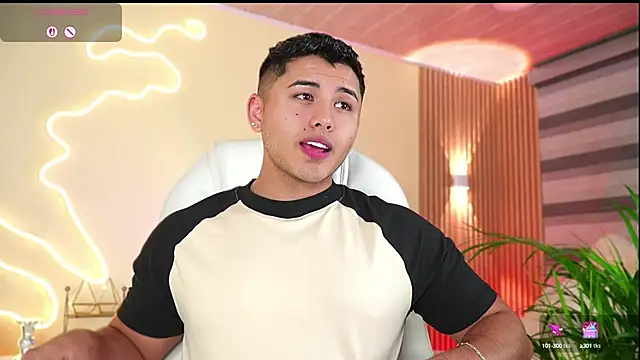 Snapshot of MatiasKorn chatting on September 2025 07:19:01 AM MatiasKorn online show from September 2025 07:19:01 AM