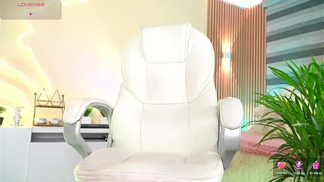 Snapshot of MatiasKorn chatting on November 2025 06:02:02 AM MatiasKorn online show from November 2025 06:02:02 AM