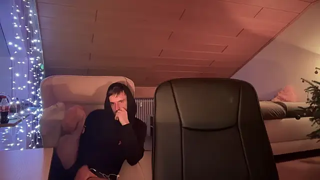 Snapshot of naked_psy chatting on January 2025 02:11:02 AM naked psy online show from January 2025 02:11:02 AM