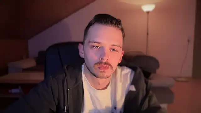 Snapshot of naked_psy chatting on February 2025 01:04:01 AM naked psy online show from February 2025 01:04:01 AM