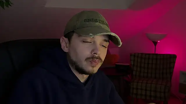 naked psy online show from January 2026 12:02:01 AM