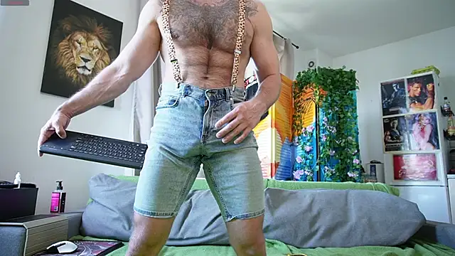 rusbigpaul online show from May 2026 07:24:01 AM