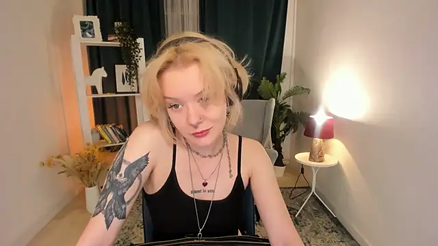 Snapshot of cyber_whore_ chatting on May 2026 10:40:02 PM cyber whore online show from May 2026 10:40:02 PM
