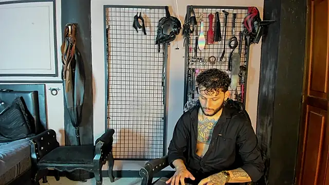 Twisted Fantasy online show from March 2026 05:02:02 AM