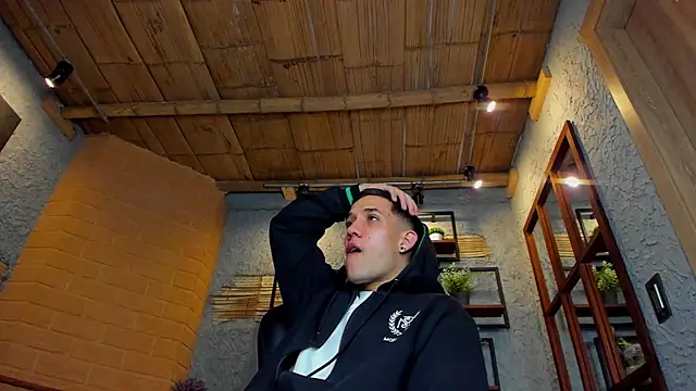 alexgiraldo  online show from February 2025 02:38:01 PM