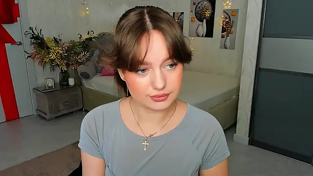 MiracleCurly online show from March 2025 04:07:02 PM