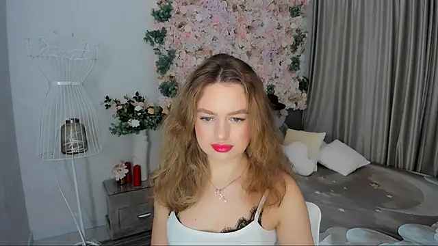 MiracleCurly online show from November 2025 06:07:01 PM