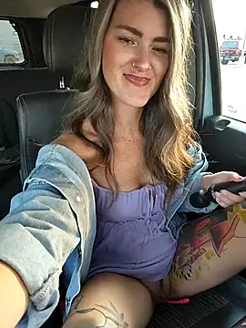 Lilmissvyx online show from September 2025 02:27:02 PM