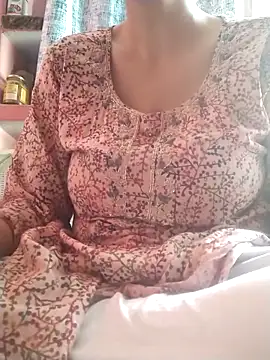 Snapshot of ohana143 chatting on March 2025 06:57:01 AM ohana143 online show from March 2025 06:57:01 AM