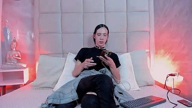 Hecatee 77 online show from November 2025 07:35:02 PM