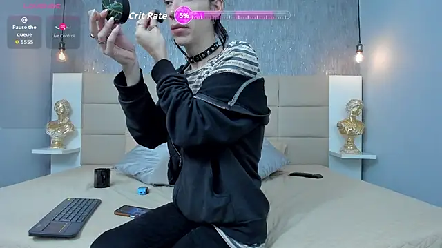 Hecatee 77 online show from April 2026 06:53:01 PM