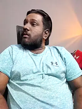 Rayansmith  online show from February 2025 09:13:02 PM