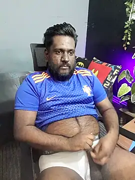 Rayansmith  online show from November 2025 12:04:01 PM