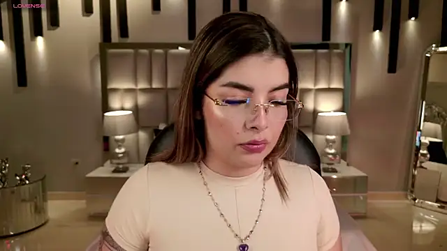 LisaMonroe  online show from December 2025 08:27:01 PM