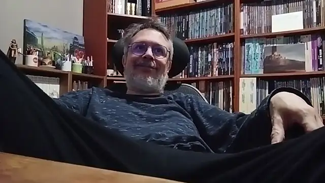 Mandra is a whore online show from December 2025 08:15:02 PM