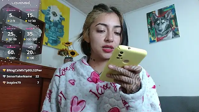 ZoeBakers  online show from February 2025 01:17:02 PM