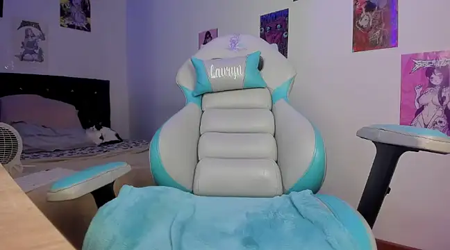 Lauryn muller online show from December 2024 05:09:02 AM