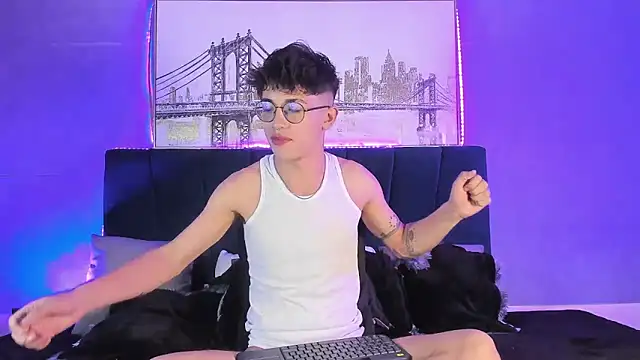 Andrew thevil online show from December 2024 01:40:01 AM