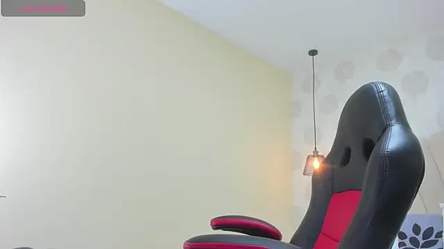 Snapshot of valery_smitd chatting on February 2025 12:44:02 PM valery smitd online show from February 2025 12:44:02 PM